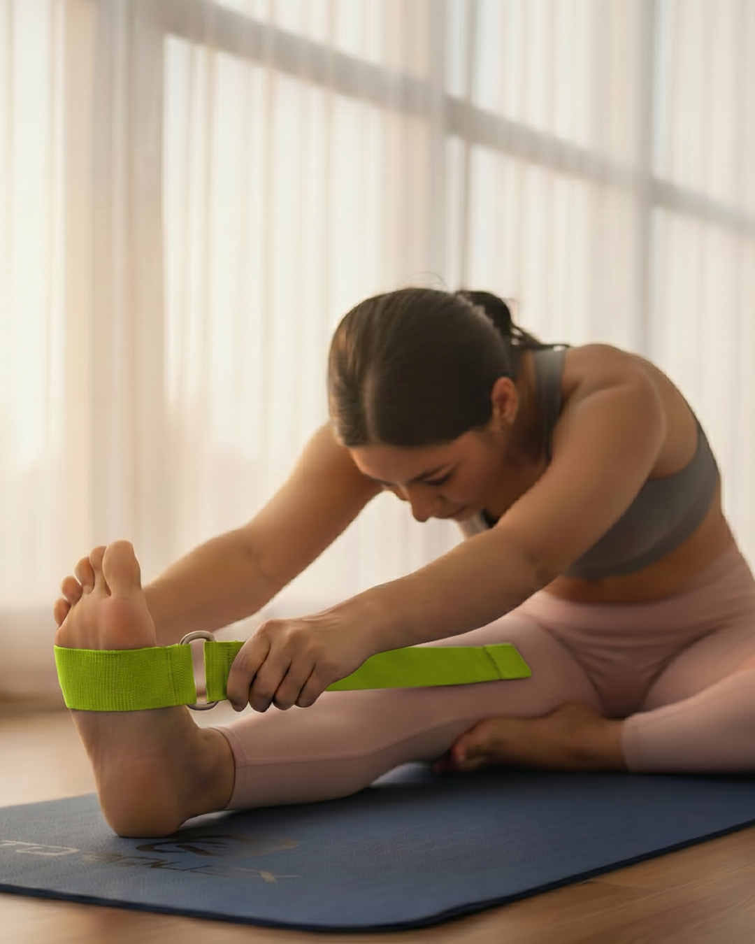 Yoga Deep Stretch Belt - Neon